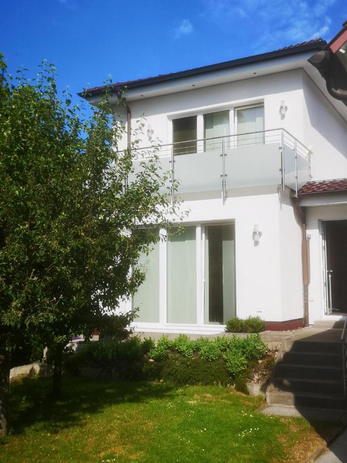 Townhouse Kassel City Modern/Ruhig/Kostenlose Parkmoeglichkeiten Exterior photo